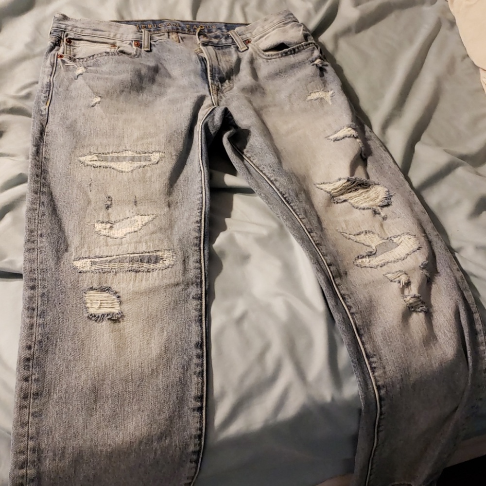 NWOT Brand new, Never worn American Eagle Jeans